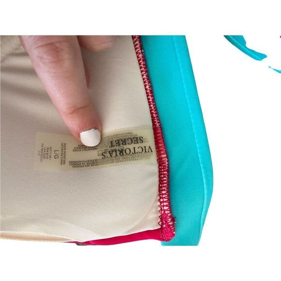 NWT Victoria's Secret Pink Paisley 2-Piece Bikini (Large Top and Medium Bottoms) - Picture 7 of 9